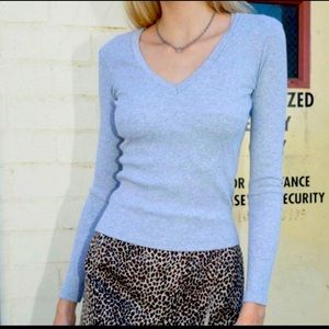 Brandy Melville Leah top in gray